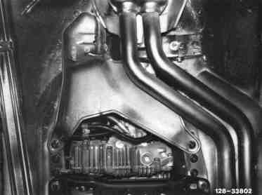 0050 - Removal and installation of the propeller shaft                          
	D. Model 124, E. Model 126