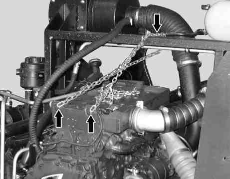 Motor mit Motorhebevorrichtung aus-, einbauen