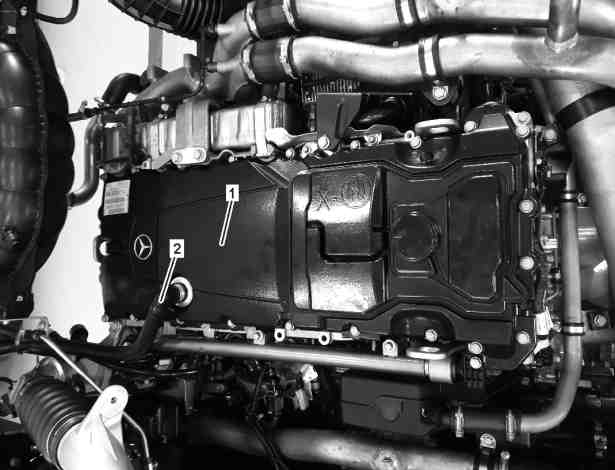 Remove/install cylinder head cover