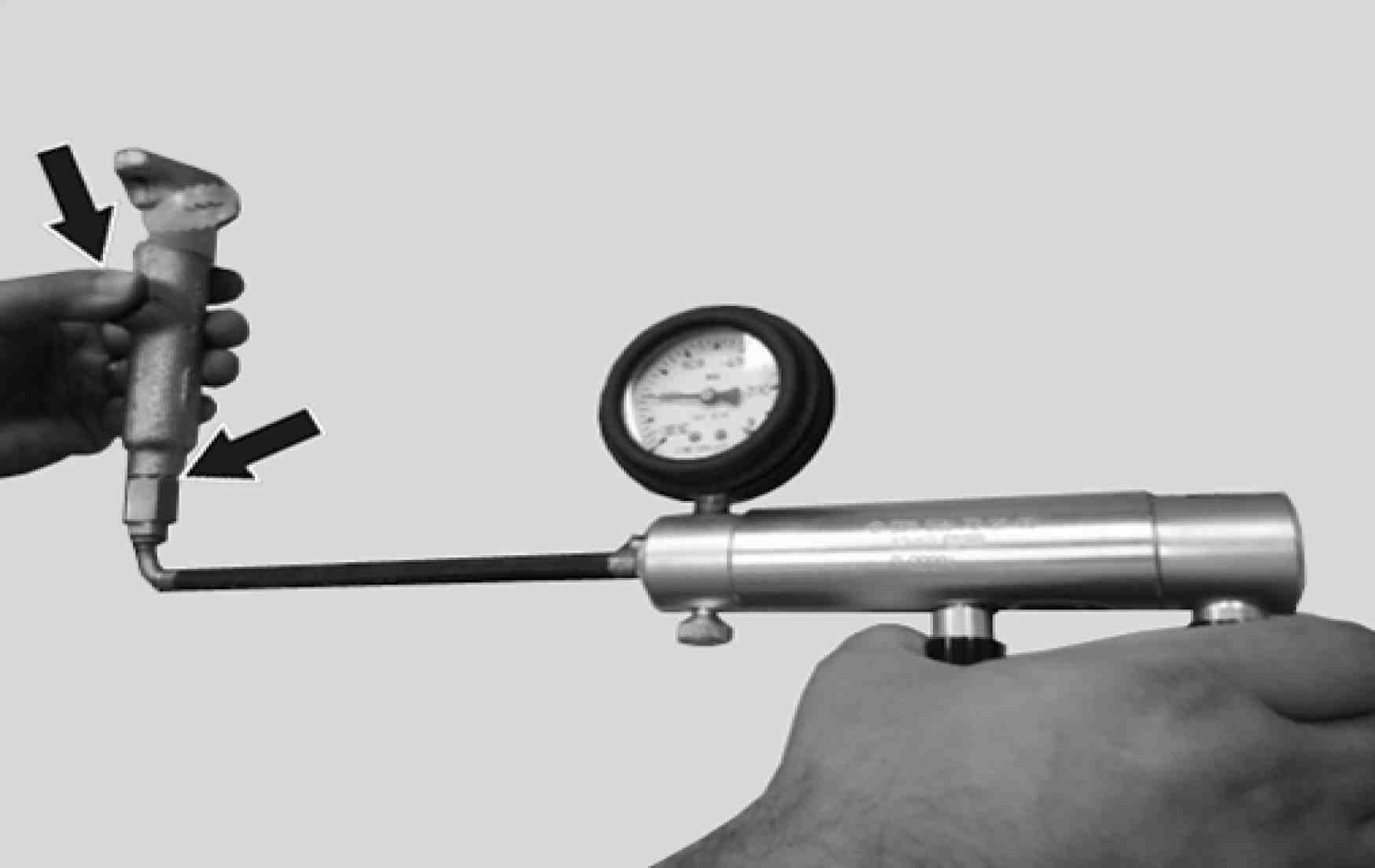 Service Information: Notes on repairing the clutch booster