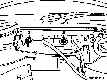 0030 - Motor aus-, einbauen (Ölfüllmenge)                                       
	Motor 102 (außer 102.983/99) Einriementrieb