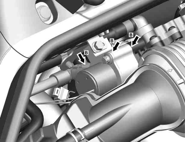Controllare le tubazioni, i raccordi e le valvole a conduzione di gas