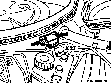 0030 - Motor aus-, einbauen (Ölfüllmenge)                                       
	Motor 102 (außer 102.983/99) Einriementrieb