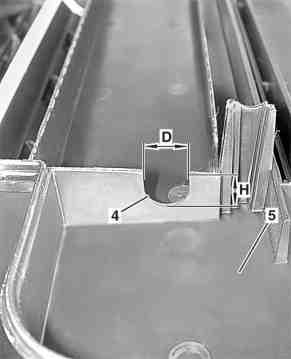 Pipe diameter of low-pressure line at expansion valve and at refrigerant        
	evaporator modified